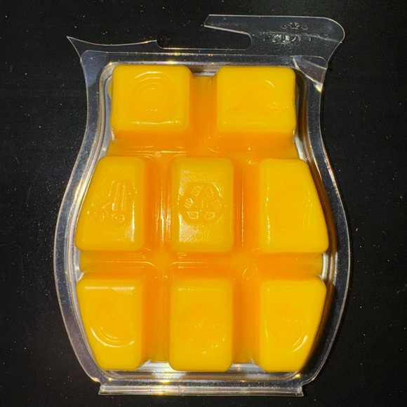 Scentsy Chase Rainbows Yellow Wax Bar - Picture 3 of 4
